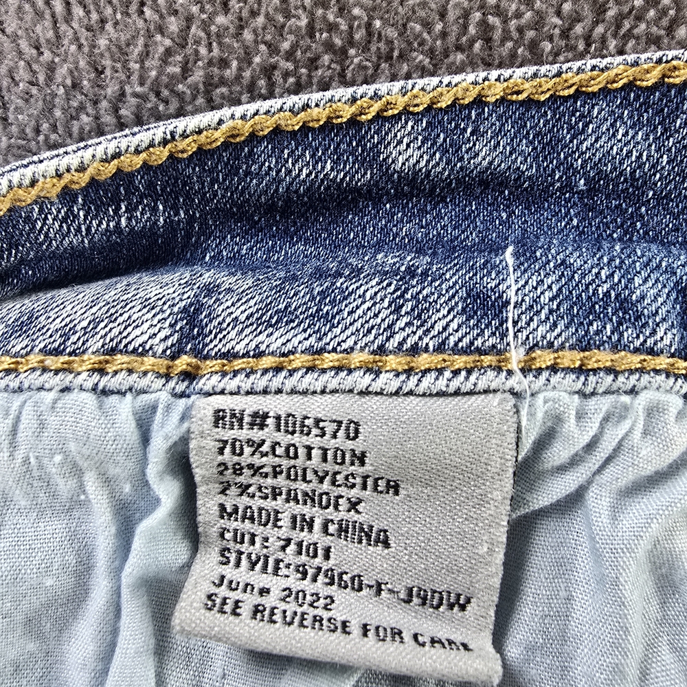 Tractr Faded Blue Ankle Jeans - Picture 10 of 14